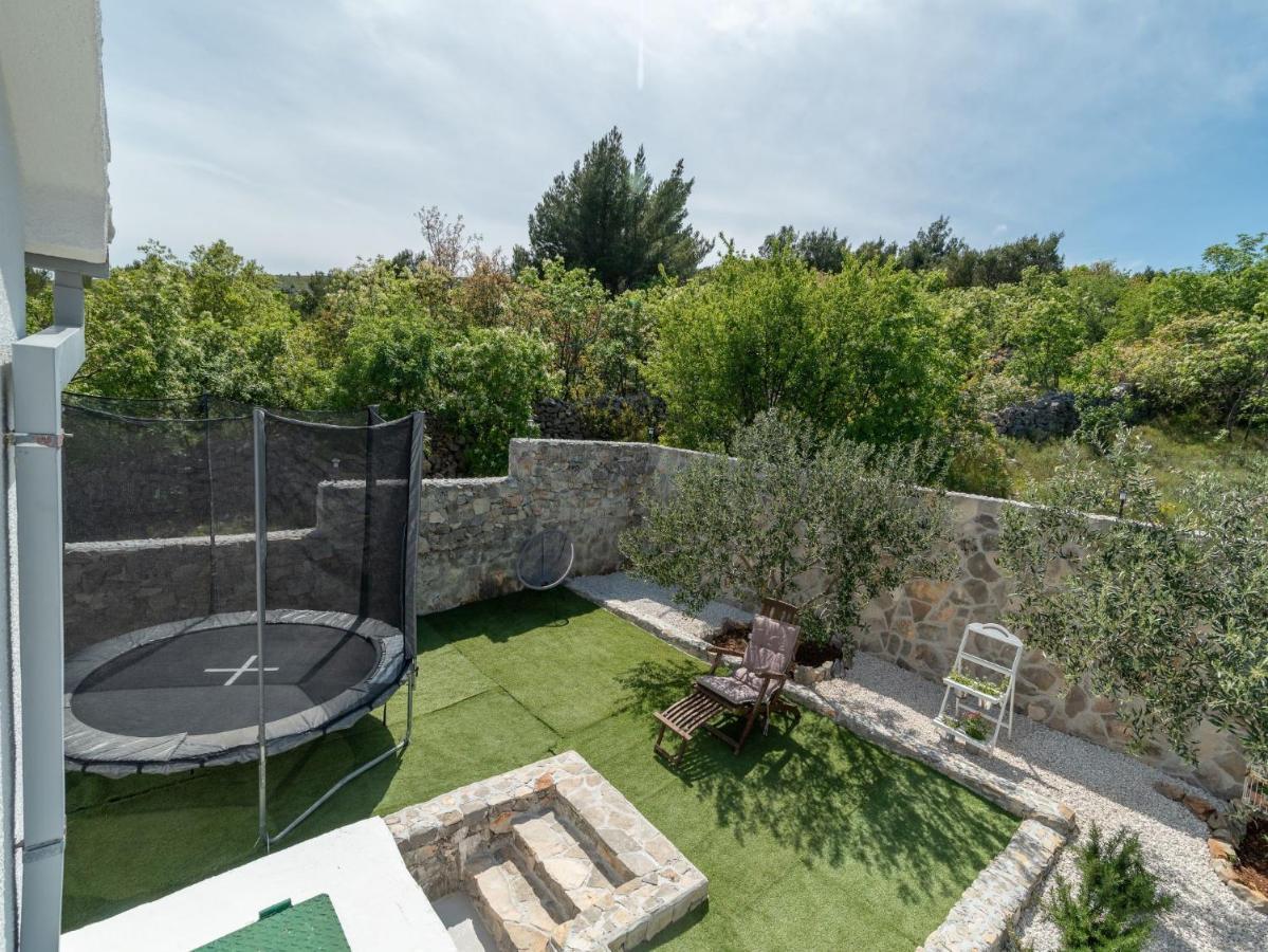 Scenic Sea View,Three Bedroom Villa With Pool Трогир Экстерьер фото